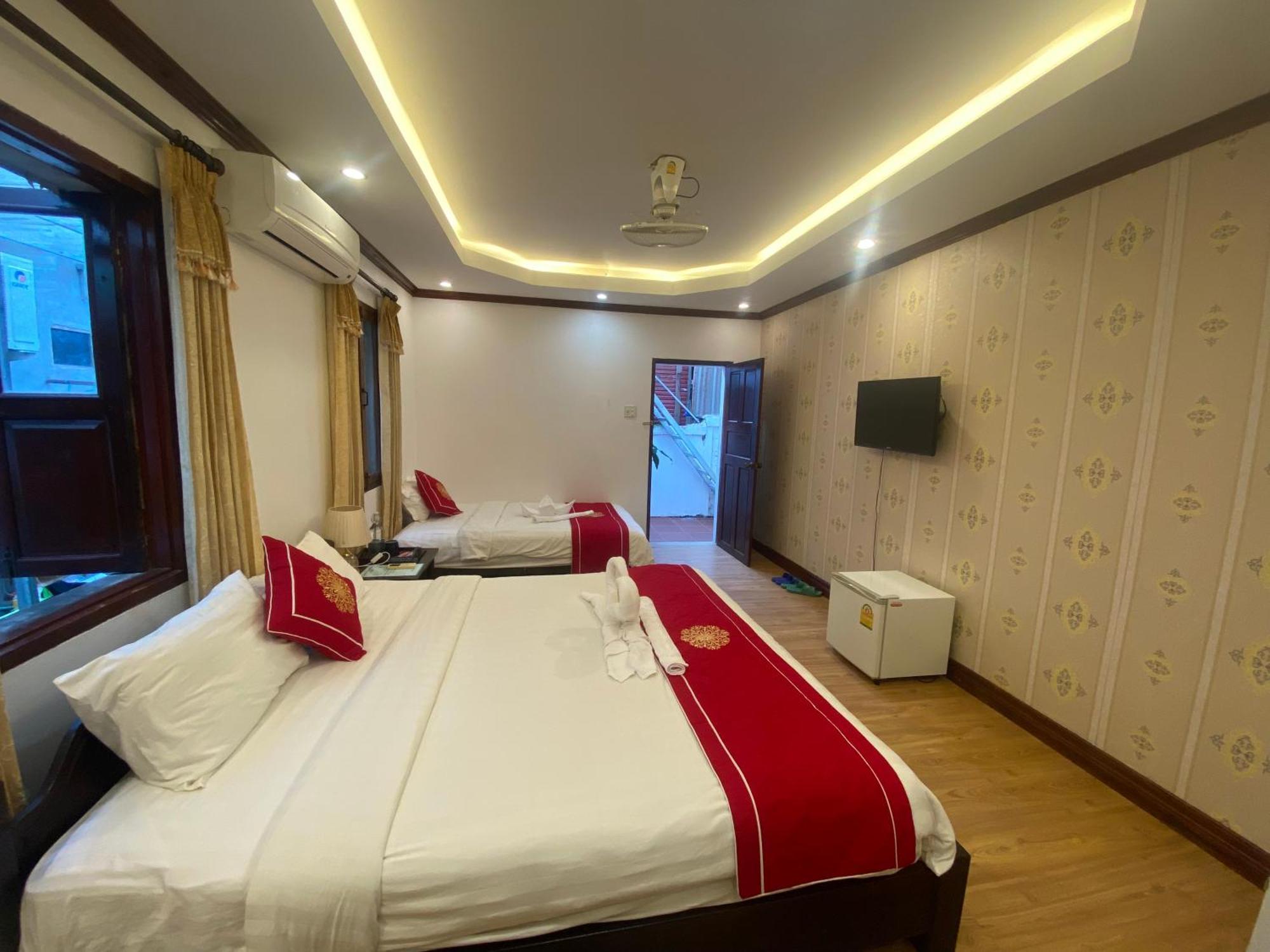 Golden Lotus Boutique Hotel Luang Prabang Luaran gambar