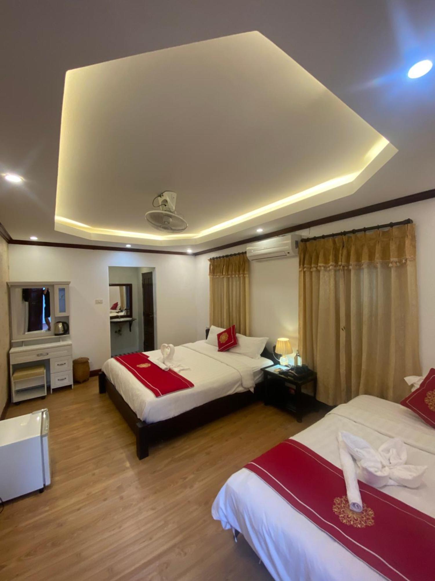 Golden Lotus Boutique Hotel Luang Prabang Luaran gambar