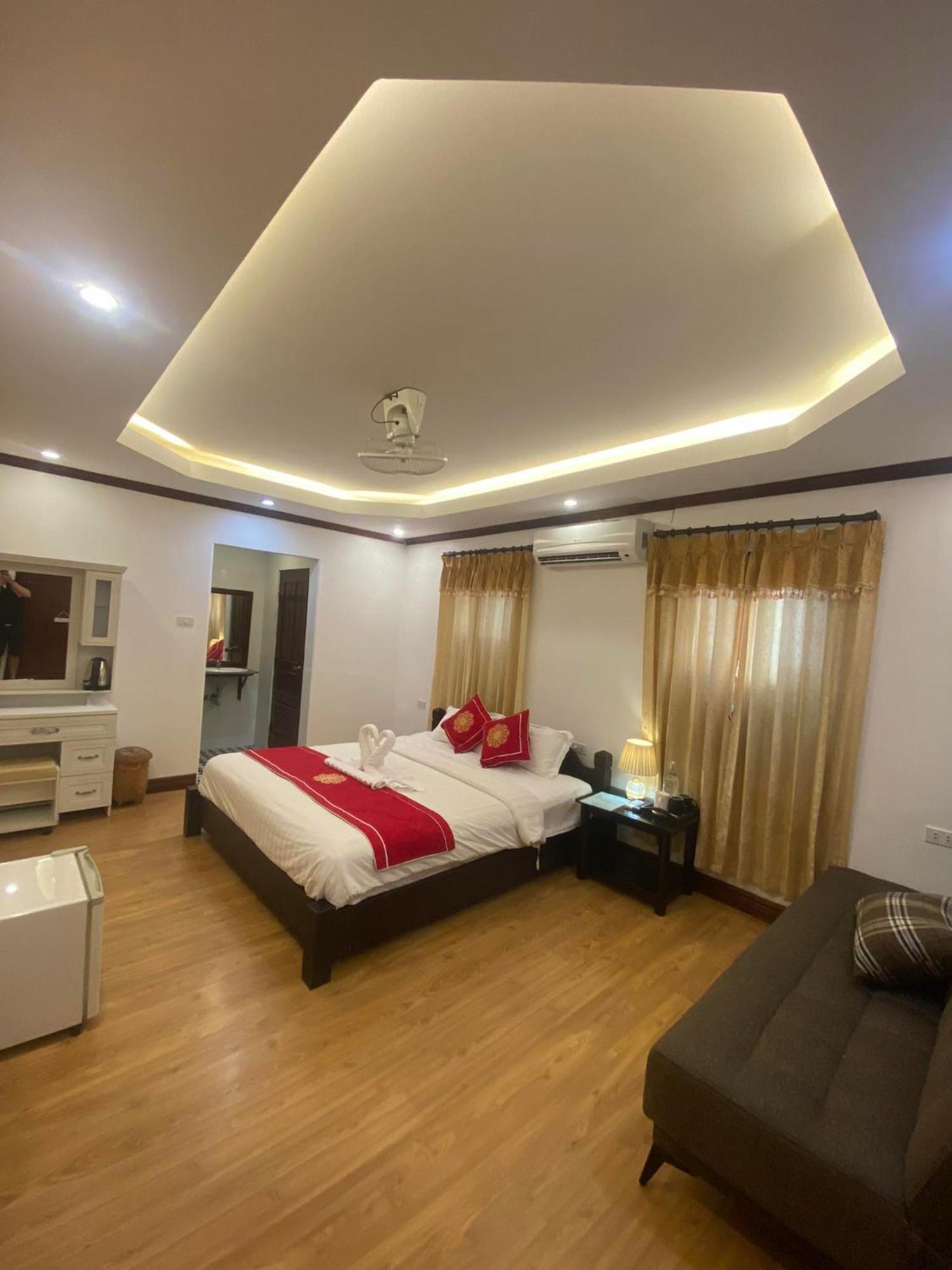 Golden Lotus Boutique Hotel Luang Prabang Luaran gambar