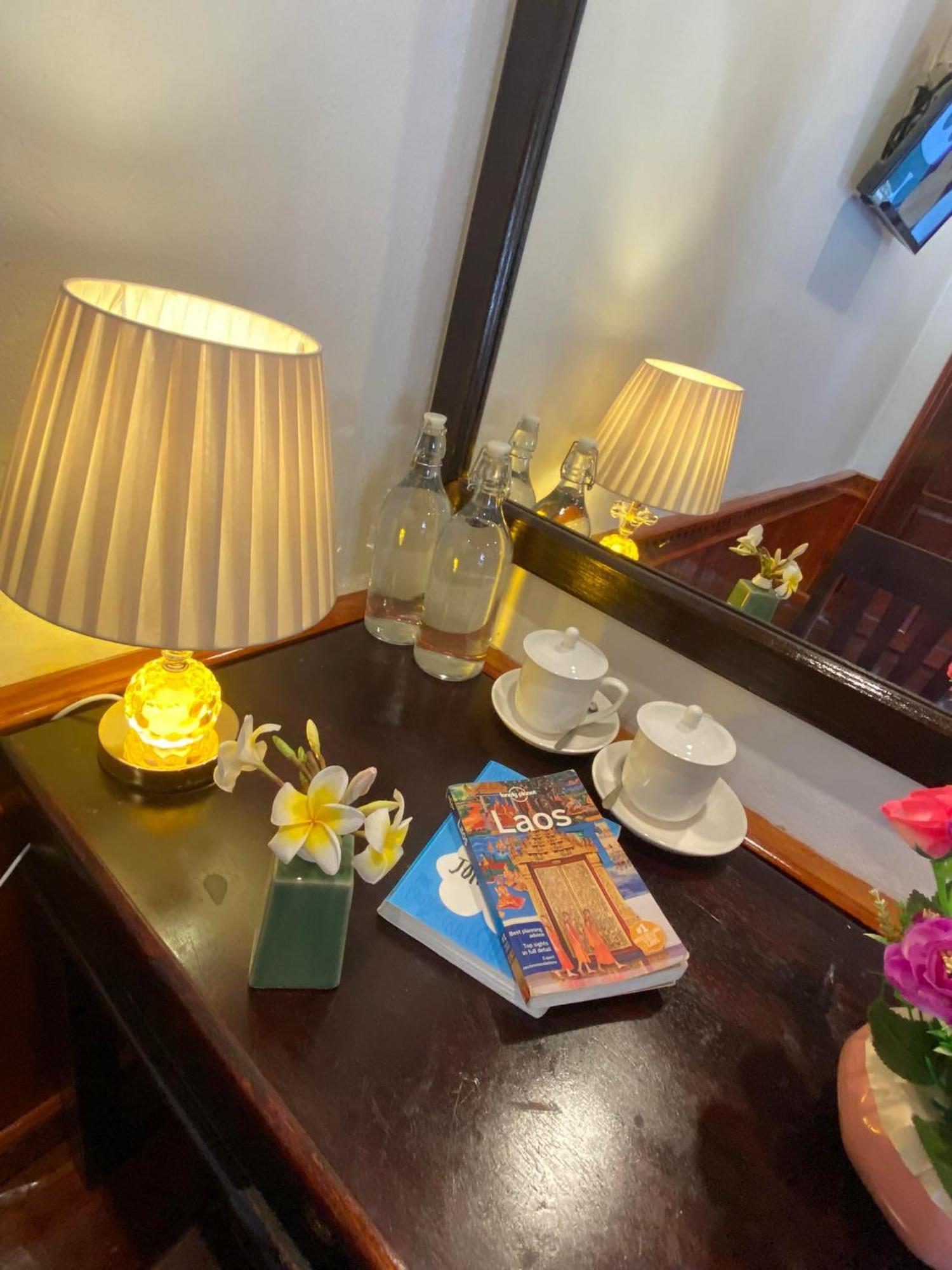 Golden Lotus Boutique Hotel Luang Prabang Luaran gambar