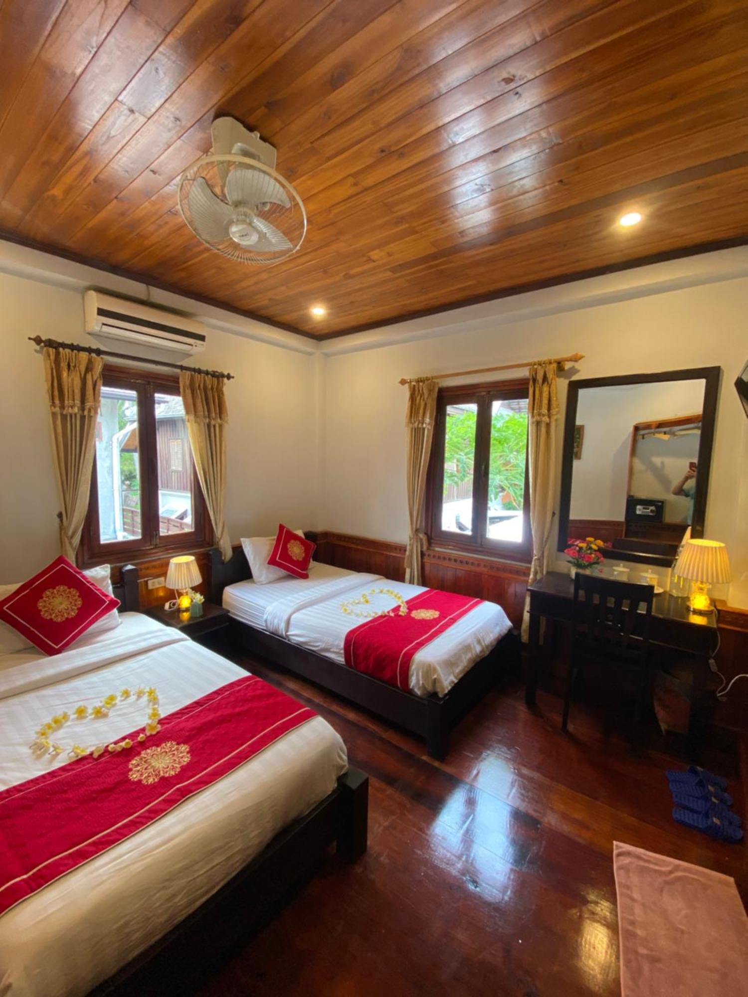 Golden Lotus Boutique Hotel Luang Prabang Luaran gambar